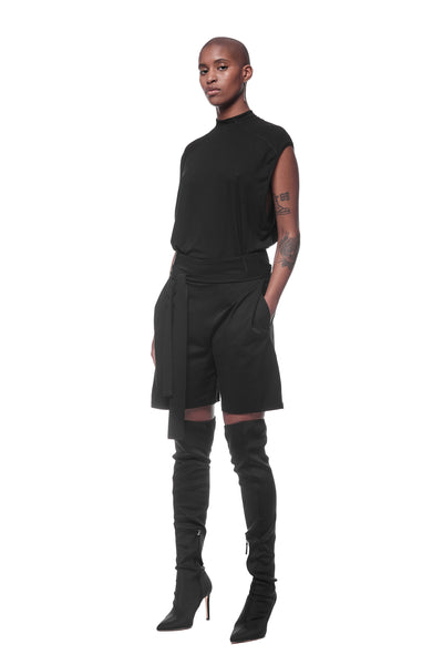 ADAM SLEEVELESS TOP -  BLACK